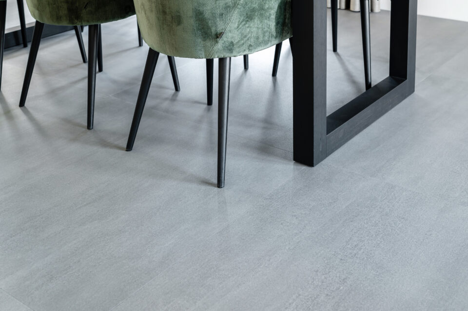 Floors & More