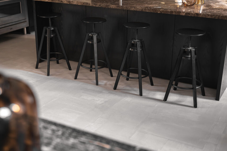 Floors & More