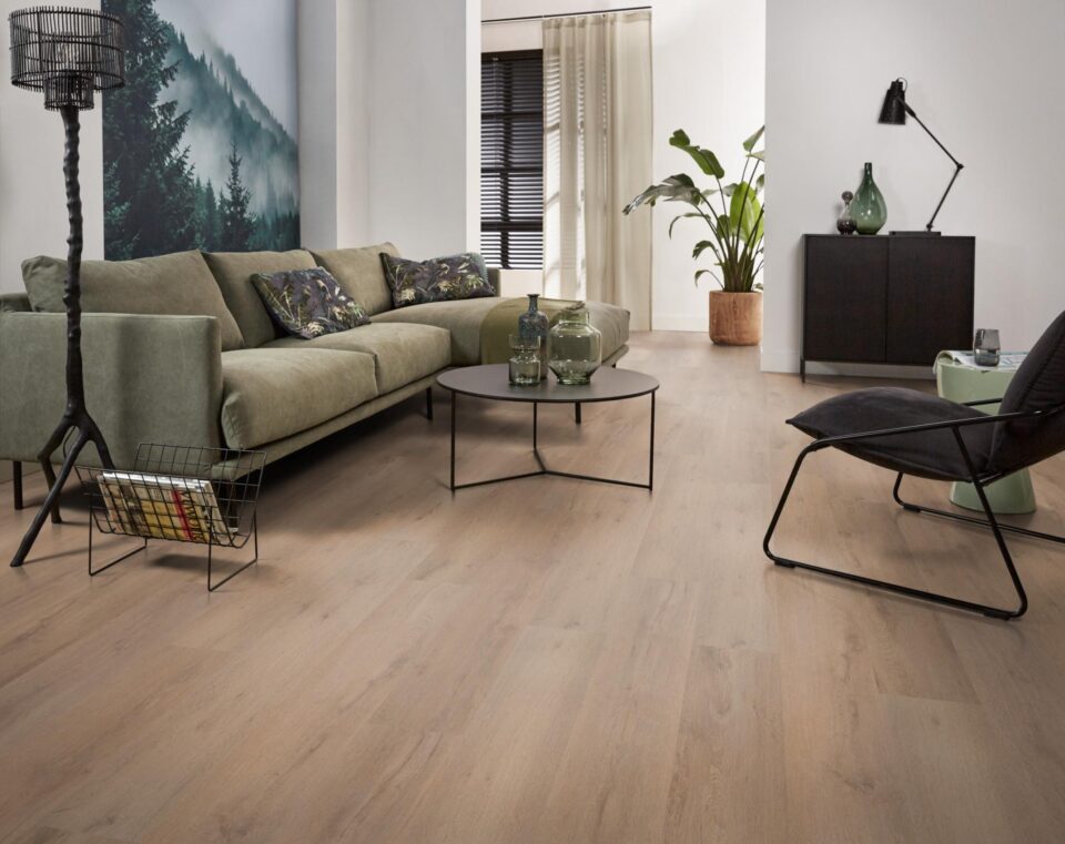 Floors & More