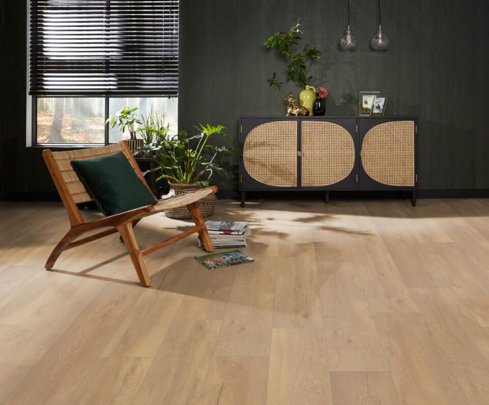 Floors & More