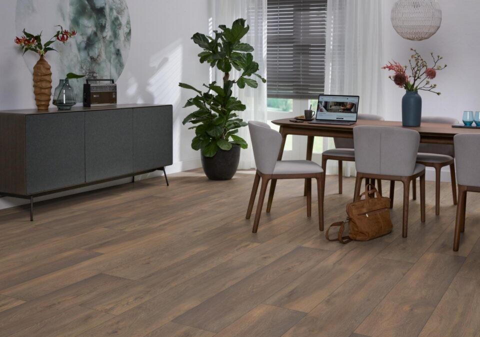 Floors & More