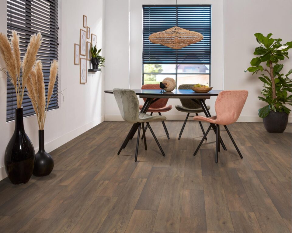 Floors & More