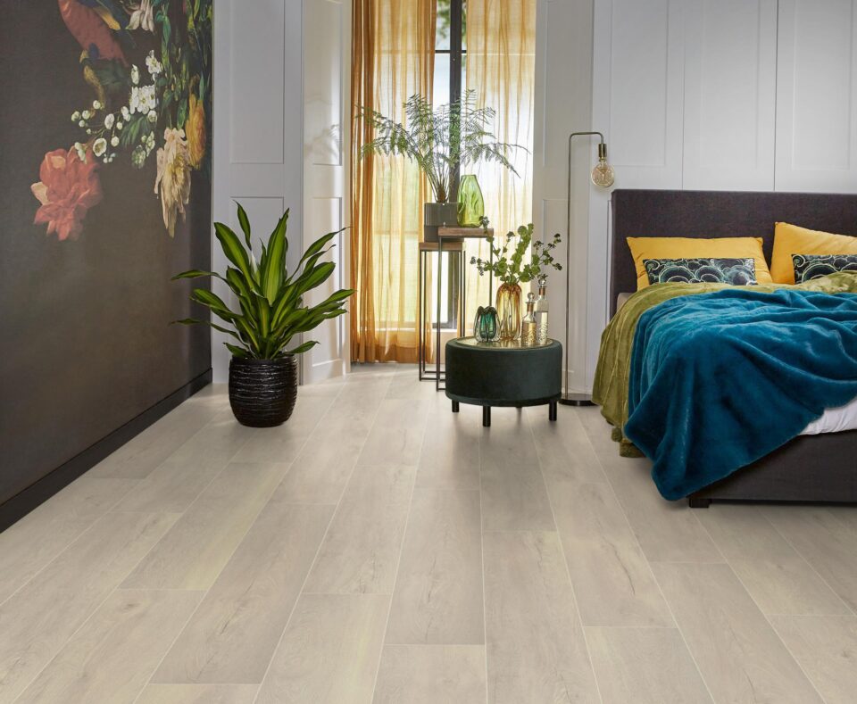 Floors & More