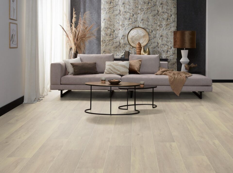 Floors & More