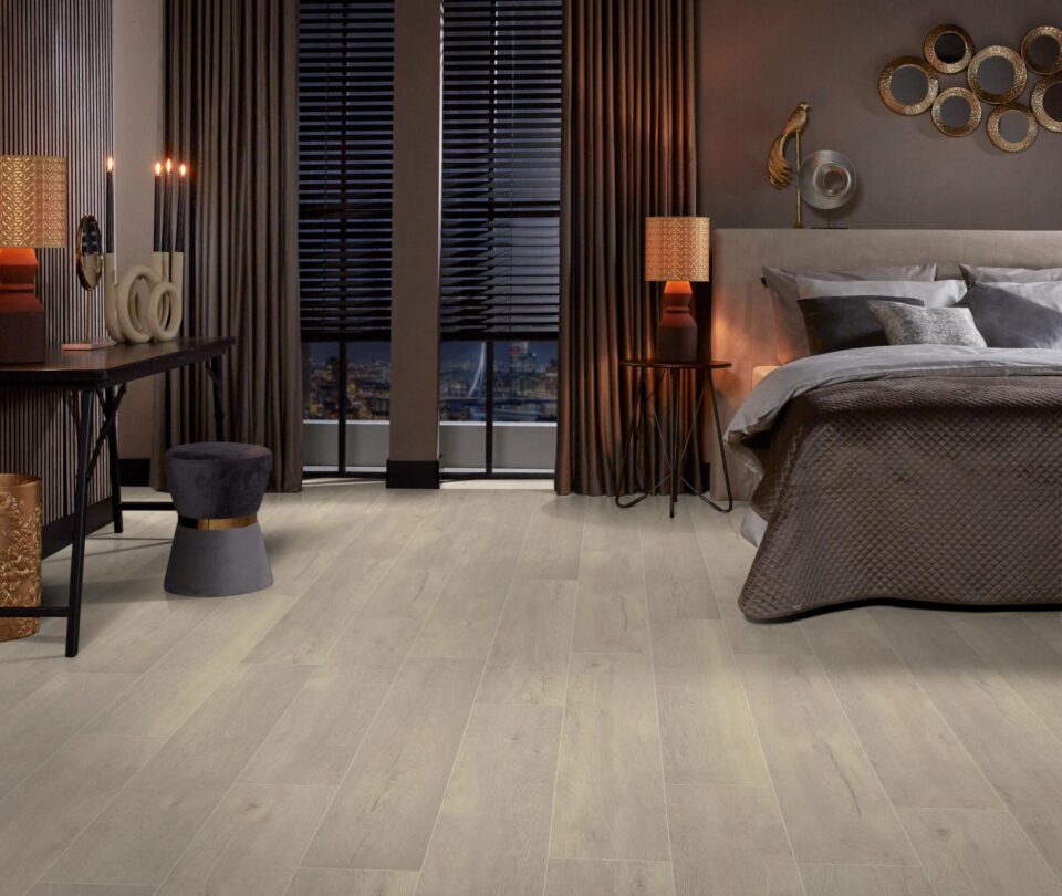 Floors & More
