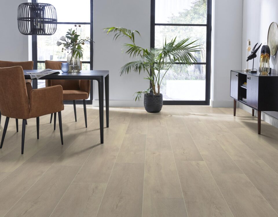 Floors & More