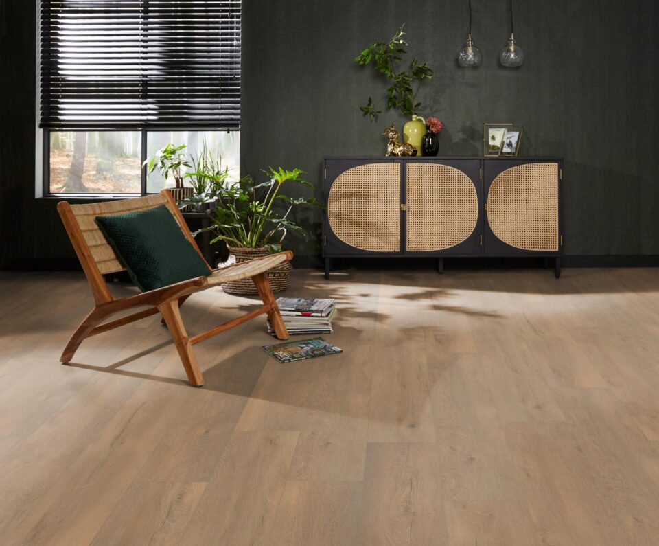 Floors & More