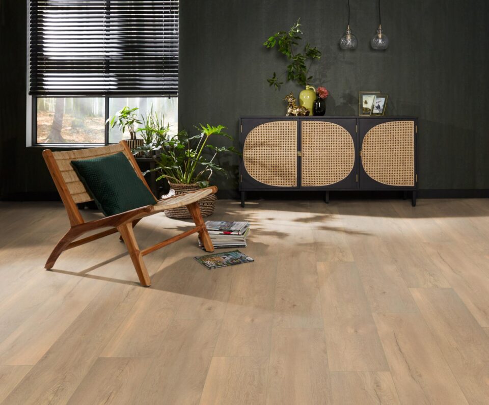 Floors & More