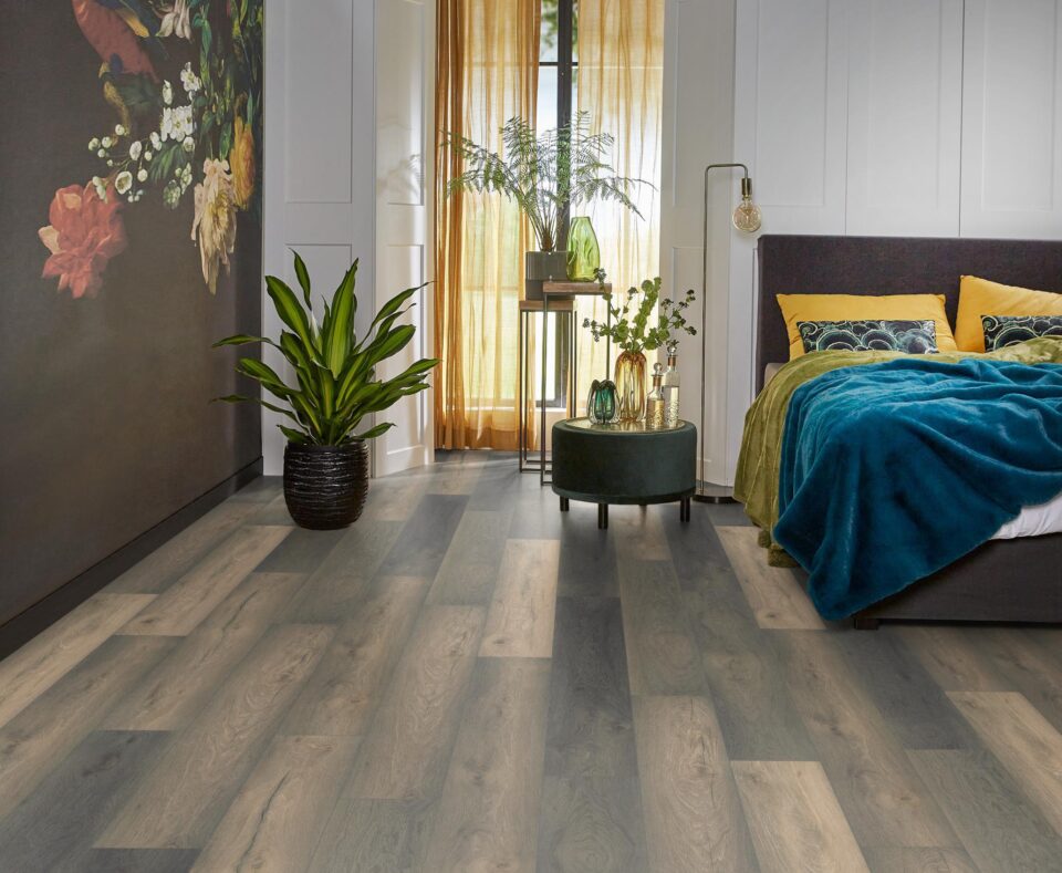 Floors & More