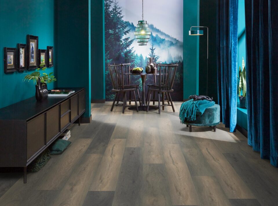 Floors & More