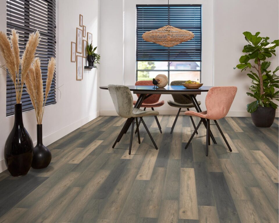 Floors & More