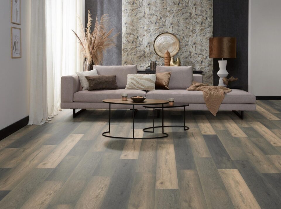 Floors & More