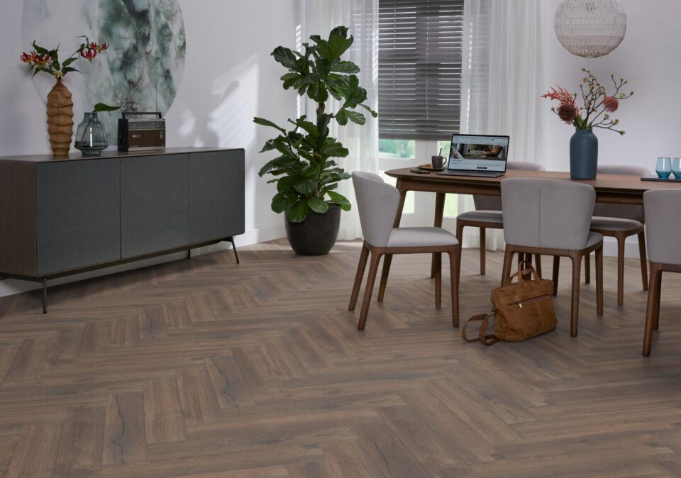 Floors & More