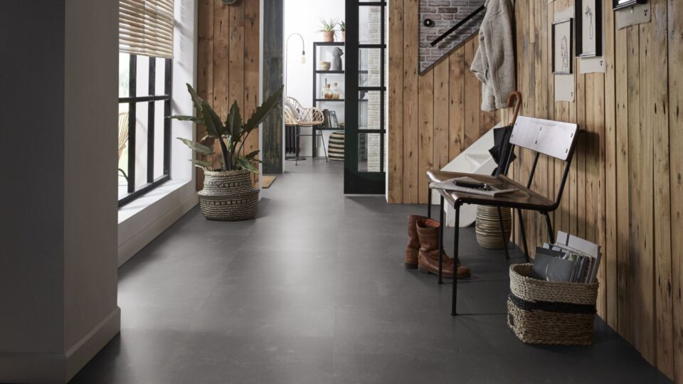 Floors & More