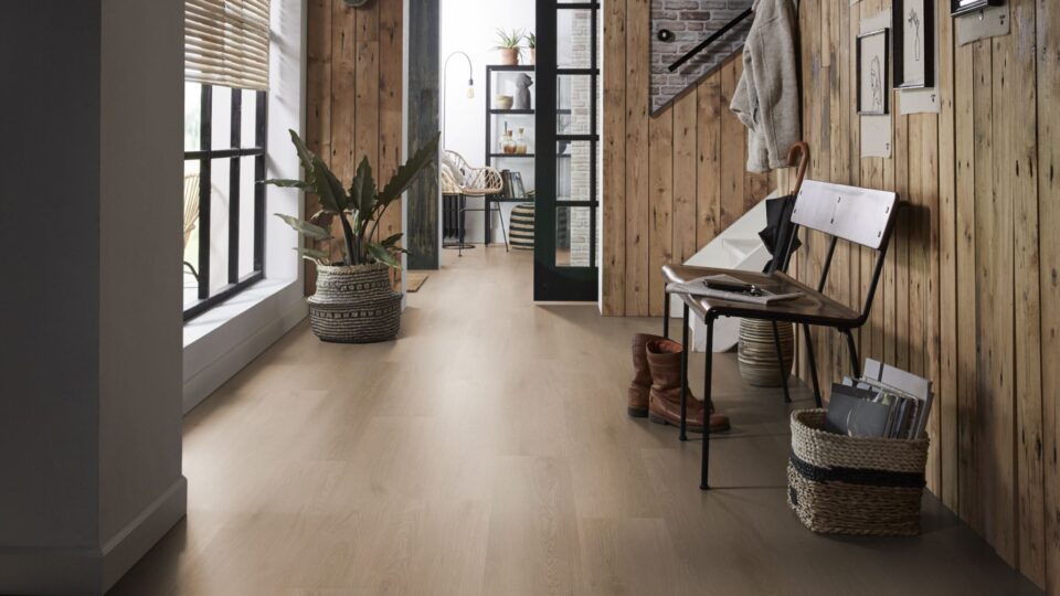 Floors & More