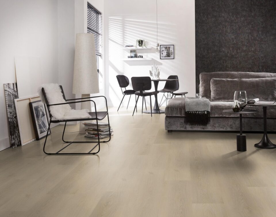 Floors & More
