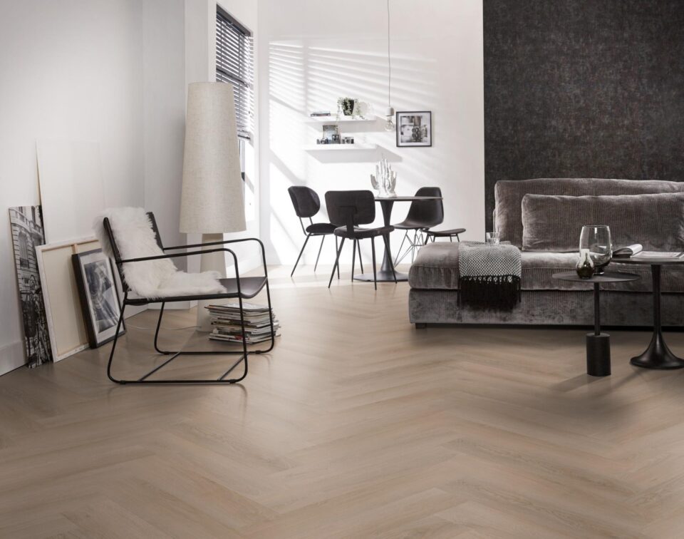 Floors & More