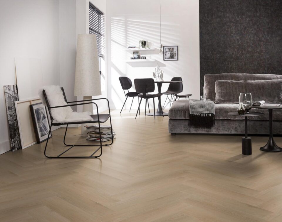 Floors & More