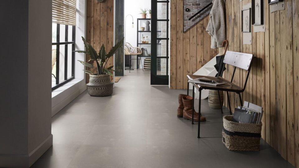 Floors & More