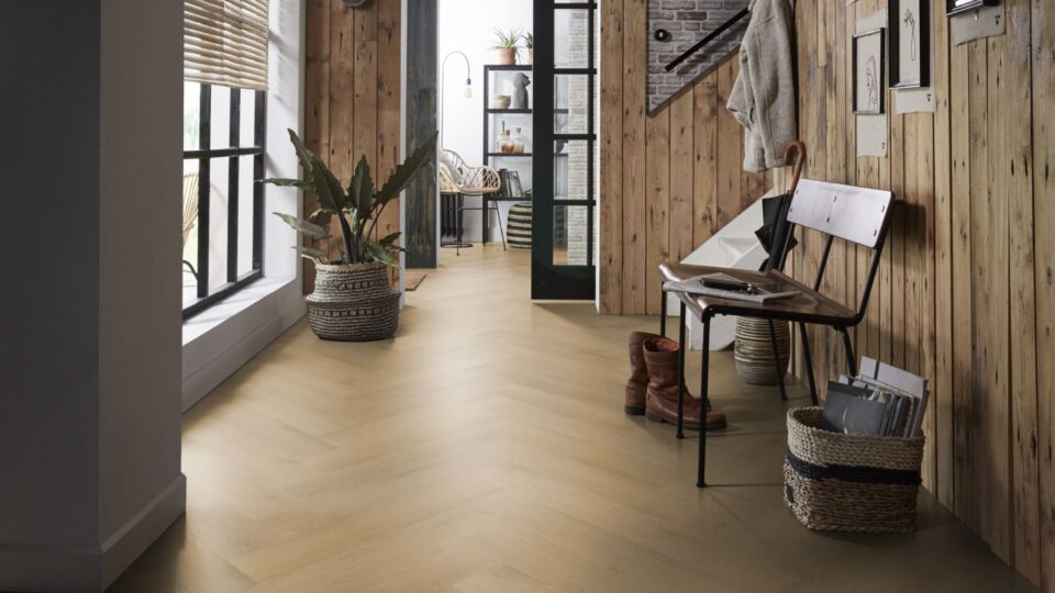 Floors & More