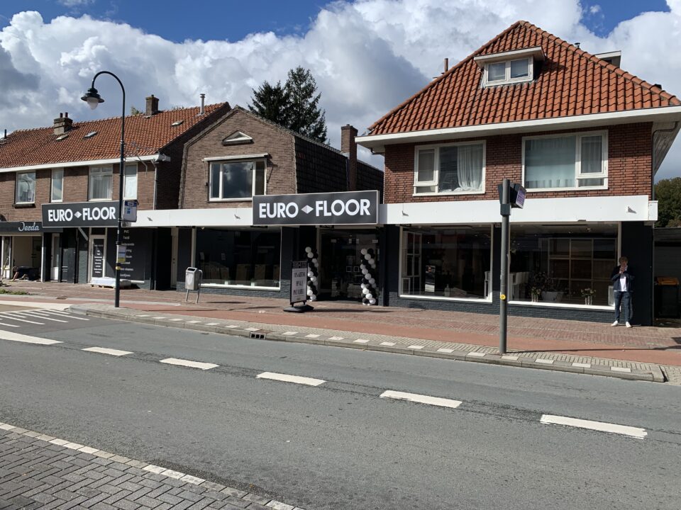 Floors & More
